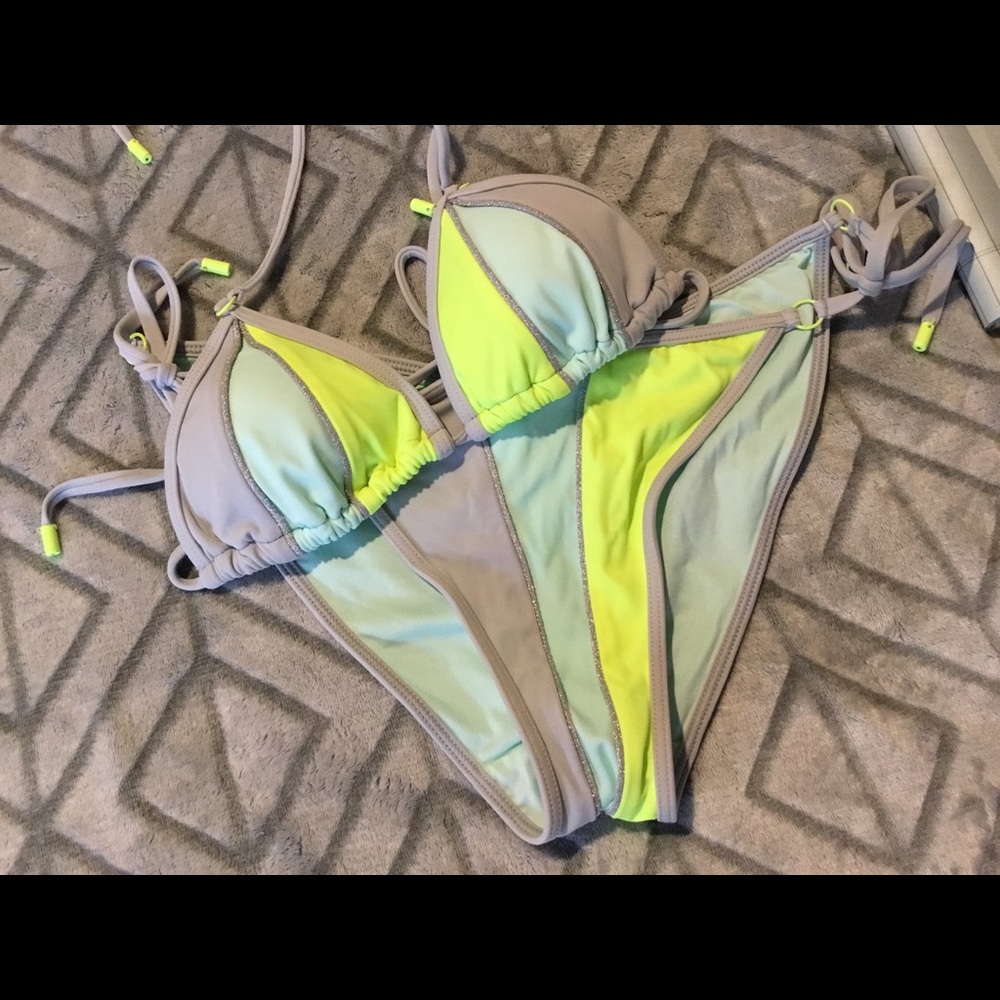 Victoria’s Secret NWOT Bikini